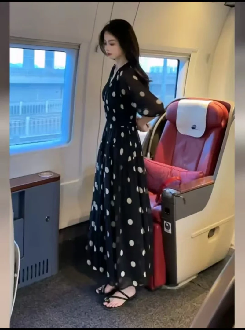 高个子定制130裙长130黑色波点夏季新品V领高腰收腹显瘦连衣裙