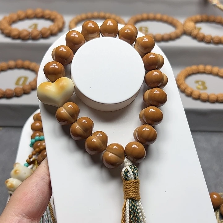 用***0猴头核桃手串17屁桃精品福利