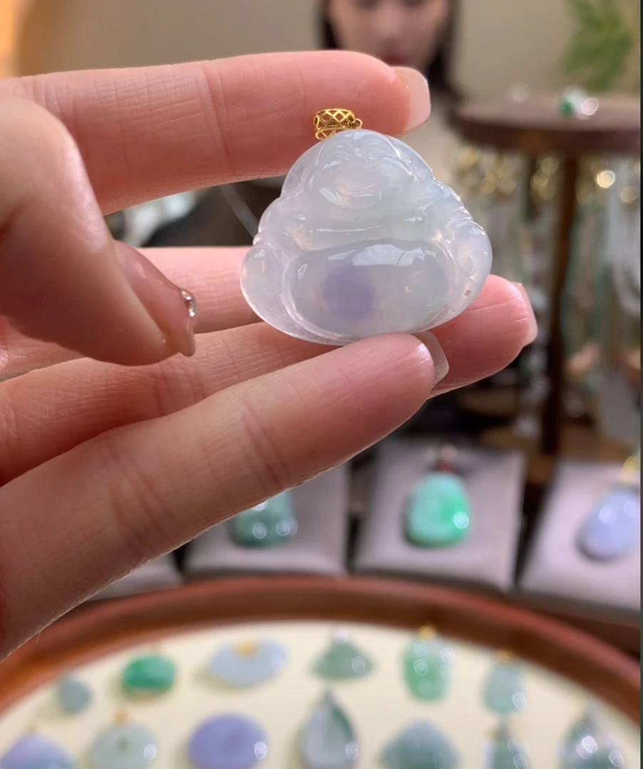 天然A货翡翠吊坠