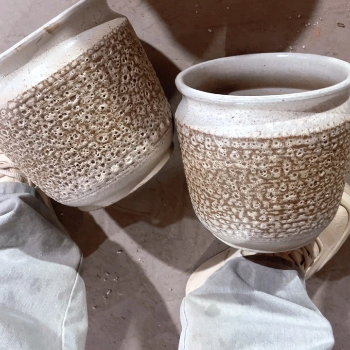 紫砂花盆口径20高度20两只瑕疵