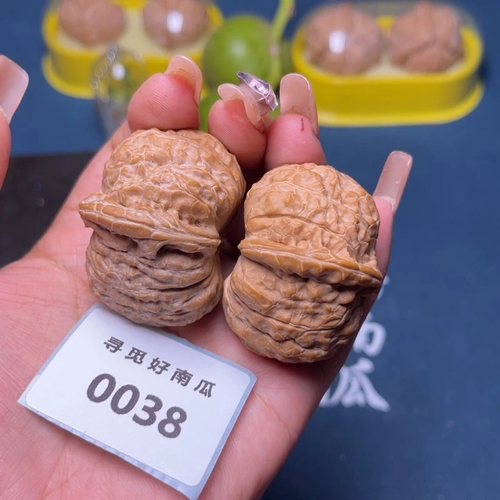 A***文玩核桃把件43-0038