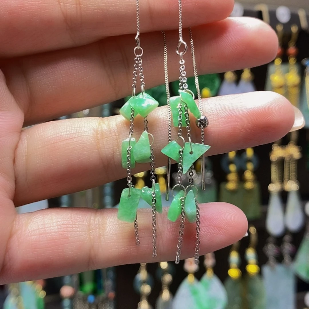 未镶嵌翡翠耳饰翡翠