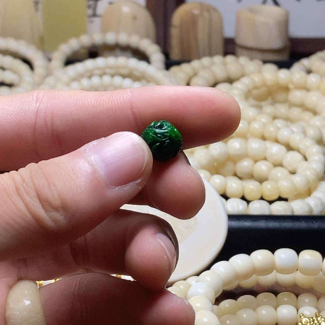 猛犸象牙手串/手链/手镯绿吞噬11mm单珠多样发其一