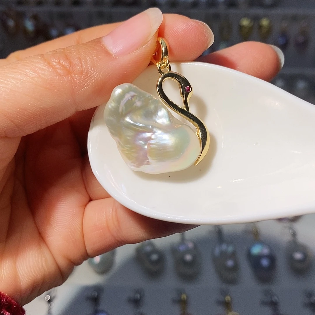 颈饰未镶嵌淡水珍珠