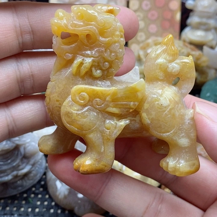 石英质玉颈饰未镶嵌