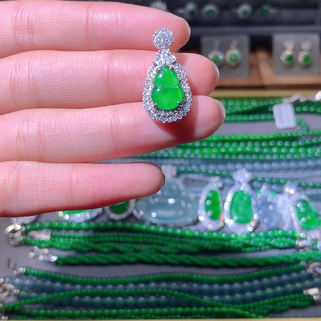 翡翠戒指未镶嵌天然翡翠