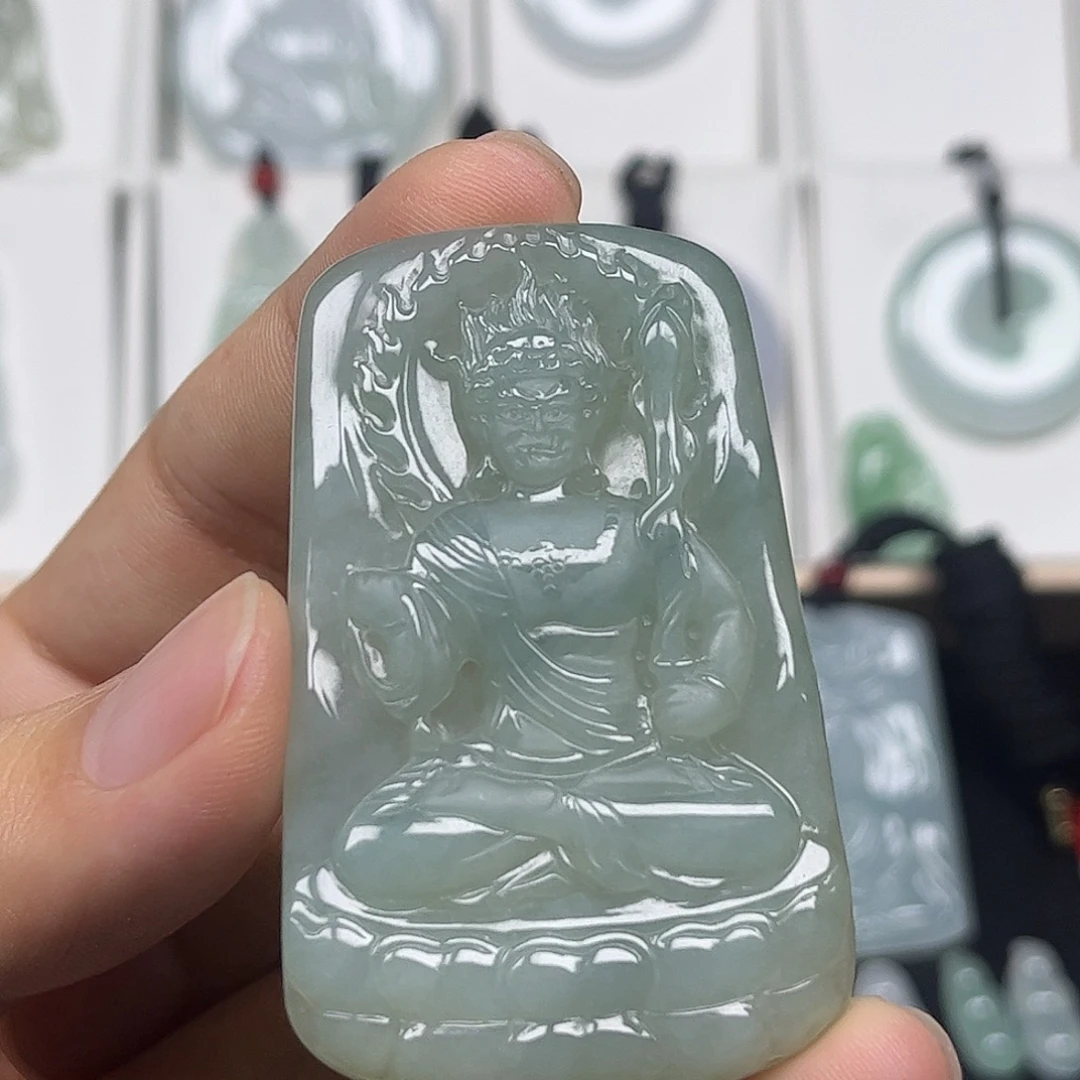 翡翠未镶嵌颈饰缅甸翡翠
