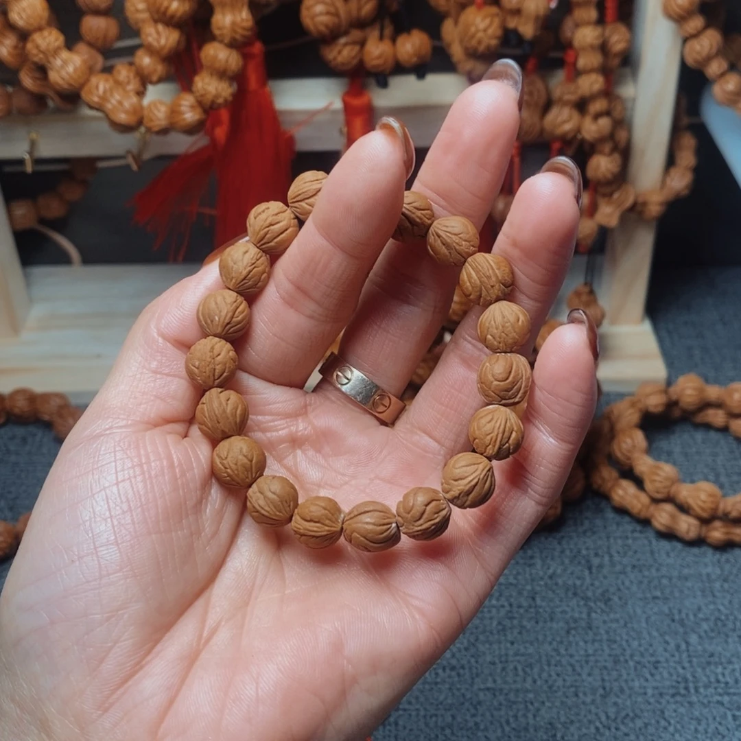 桃核吊坠龙纹桃枭