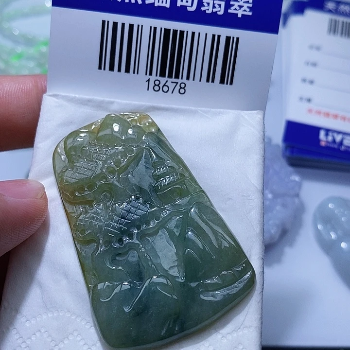翡翠未镶嵌颈饰天光墟翡翠市场现金代购