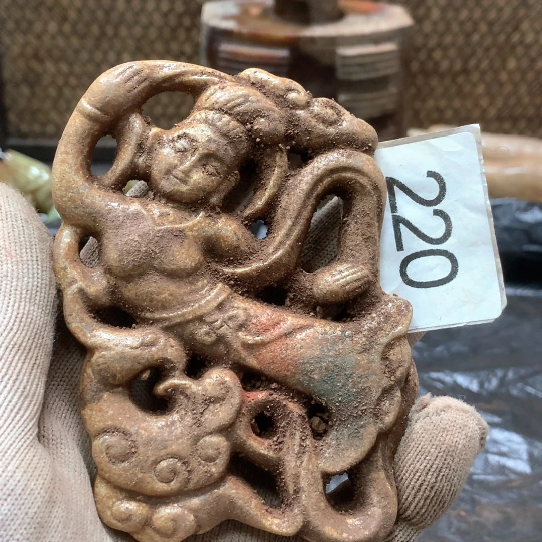 未镶嵌和田玉挂件