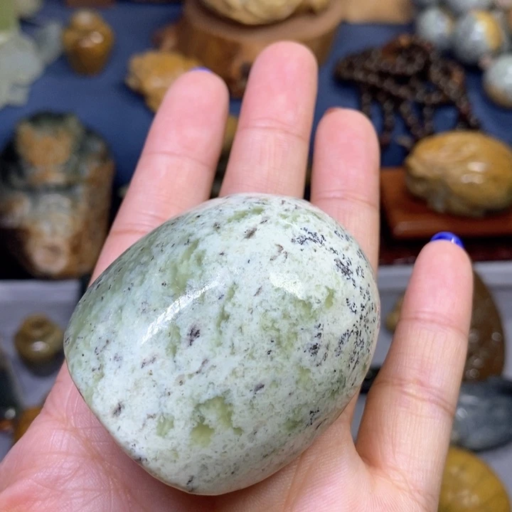 岫岩老玉（透闪石质玉）把件未镶嵌