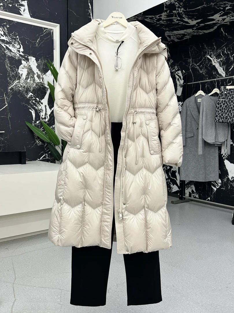 【籽言专属】连帽宽松时尚收腰羽绒服（2453R6668）