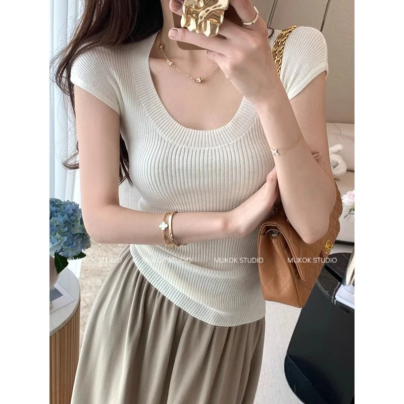 白色u领冰丝针织短袖t恤女夏季薄款大领口纯欲辣妹风修身短款上衣