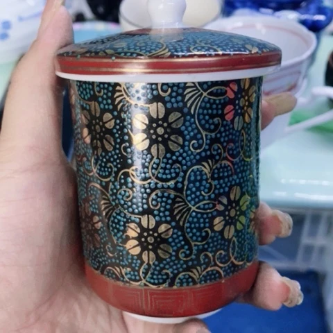 瓷片哈哈真的好可爱