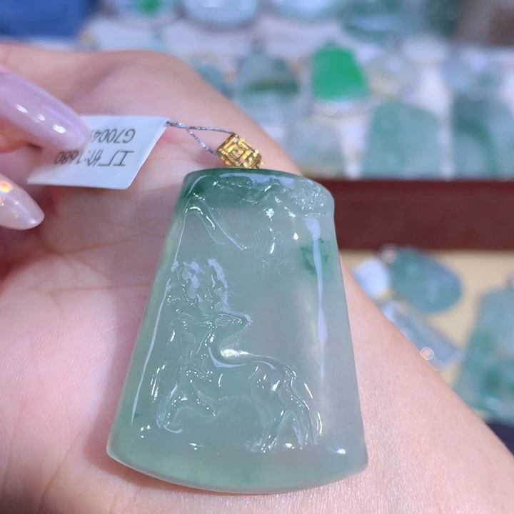 翡翠18K金镶嵌吊坠(不含链)翡翠