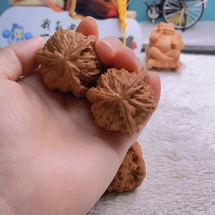 把件文玩核桃芸*三棱