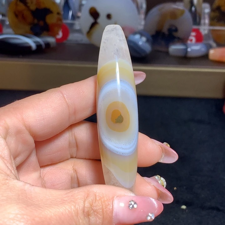 玛瑙/玉髓颈饰未镶嵌孔*枫吊坠