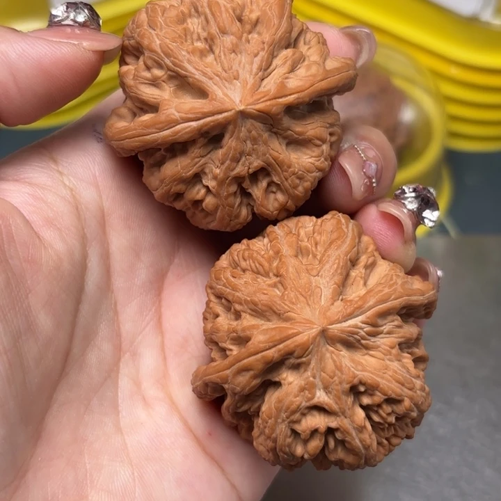 文玩核桃吊坠48-33336-02