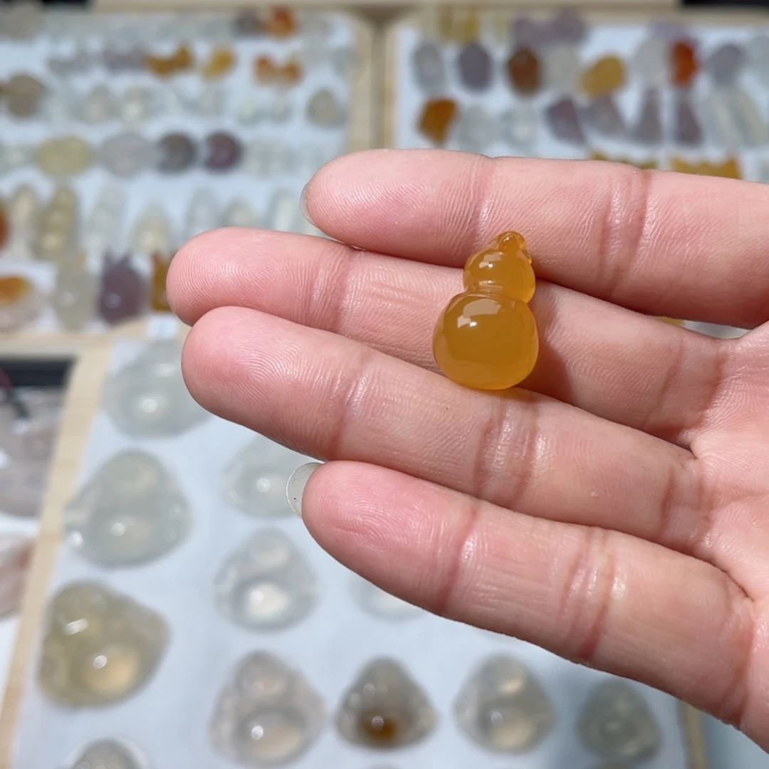 玛瑙/玉髓颈饰合金西**呦