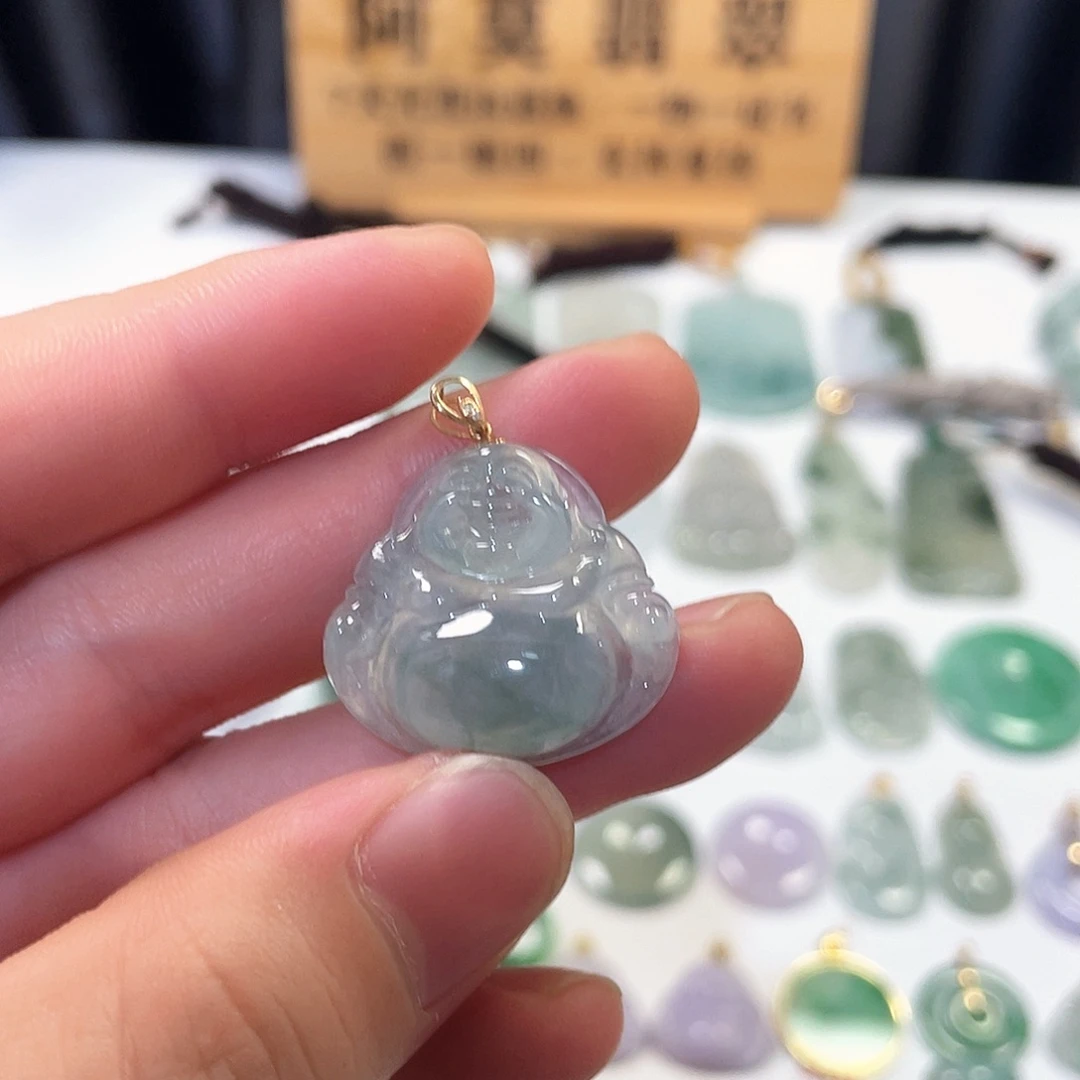 颈饰18K金镶嵌翡翠佛公