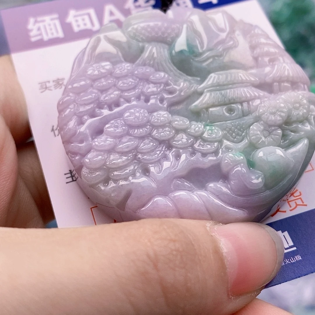 吊坠(不含链)未镶嵌翡翠