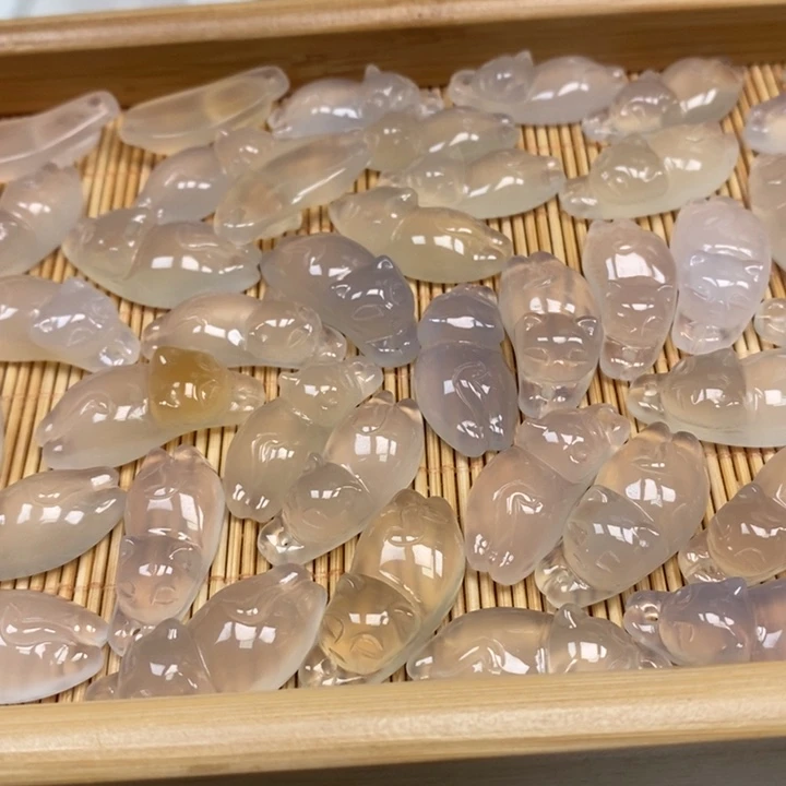 未镶嵌颈饰玛瑙/玉髓3个趴趴猫