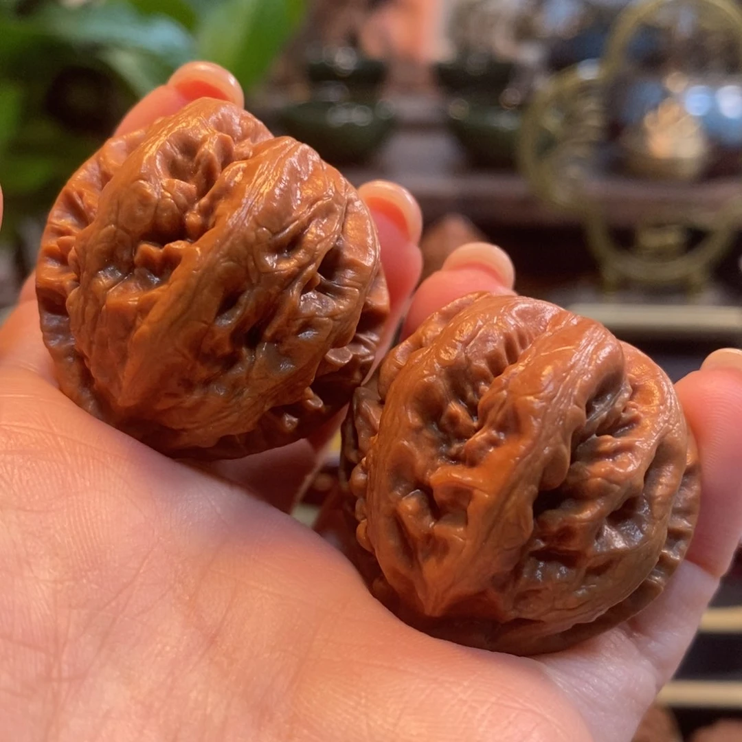 文玩核桃吊坠?***王玲珑绣球37