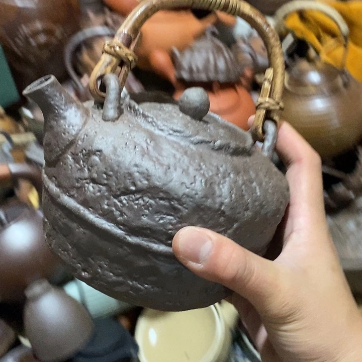 瓷片荷花的小秘密会出现在这里可以说是