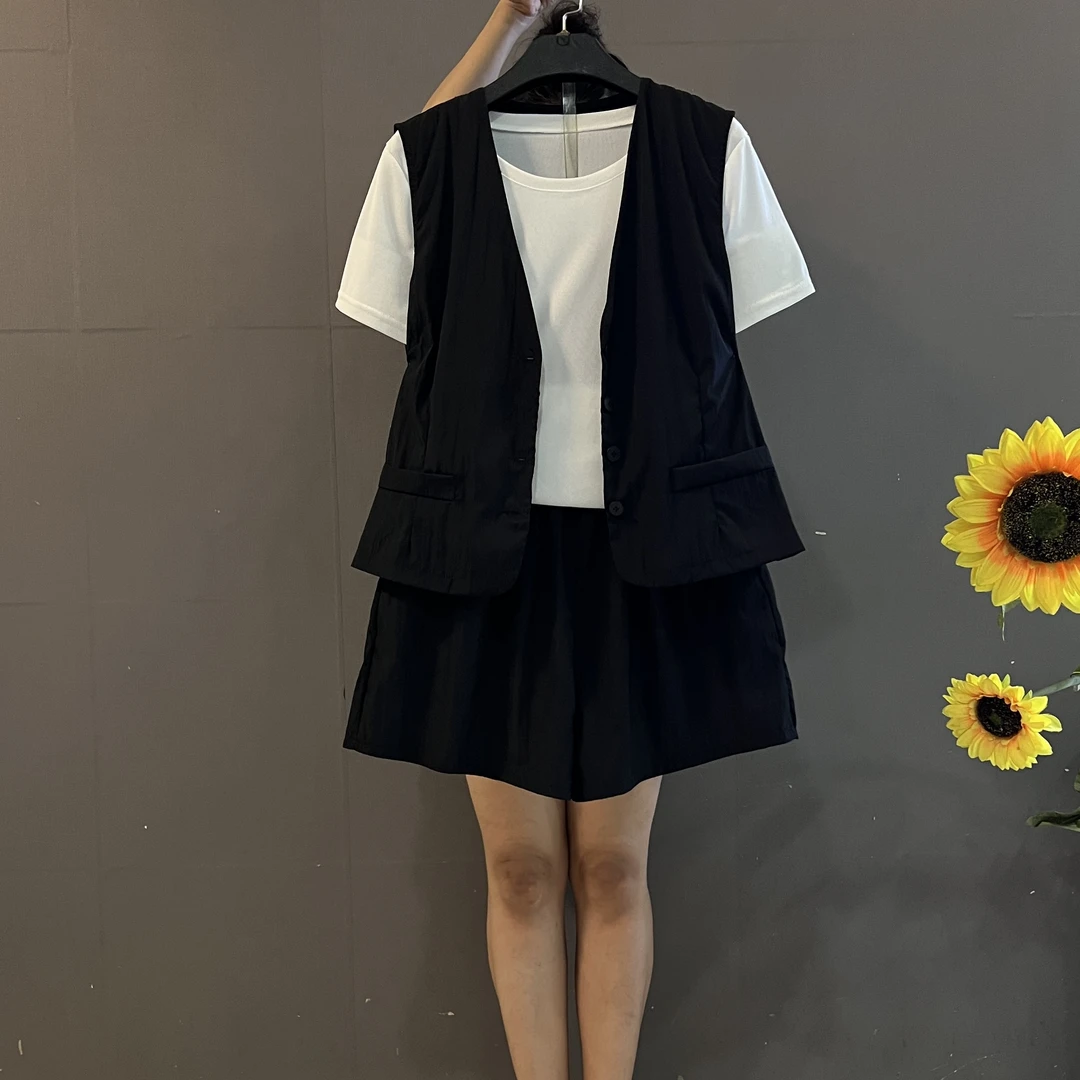 新款简约大气西服三件套装时尚宽松马甲半袖短裤遮肚显瘦三件套