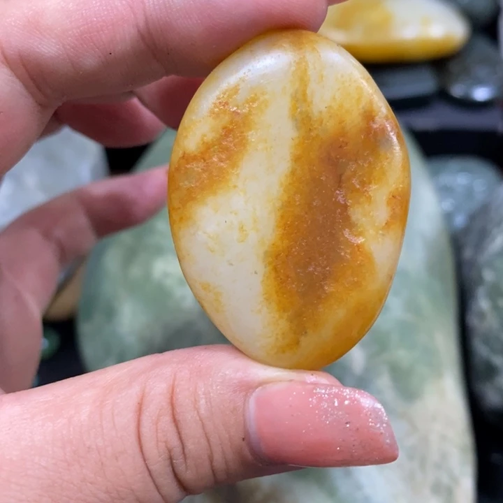 未镶嵌和田玉（糖玉）挂件