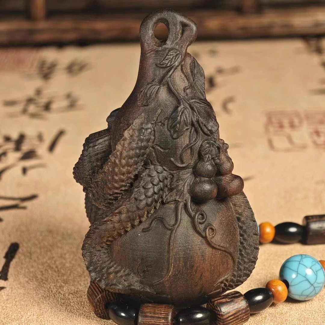 《盘龙葫芦》4/7手把件印尼沉香天然原雕刻