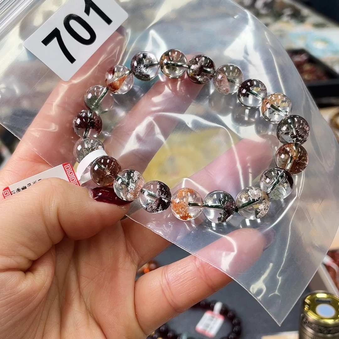 水晶手串未镶嵌手串701。