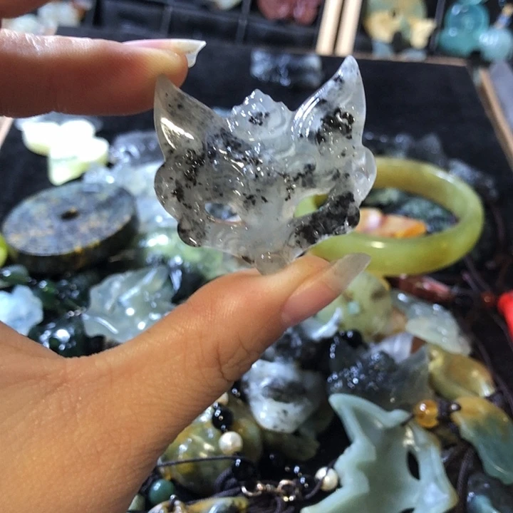 岫玉未镶嵌岫玉挂件