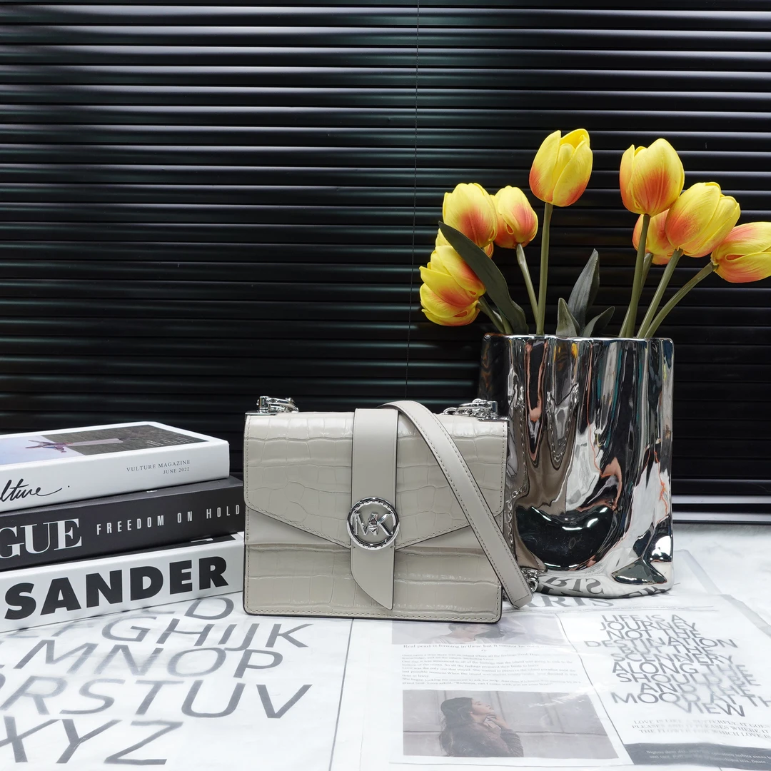 95新 MICHAEL KORS/迈克高仕  单肩包/T10229352