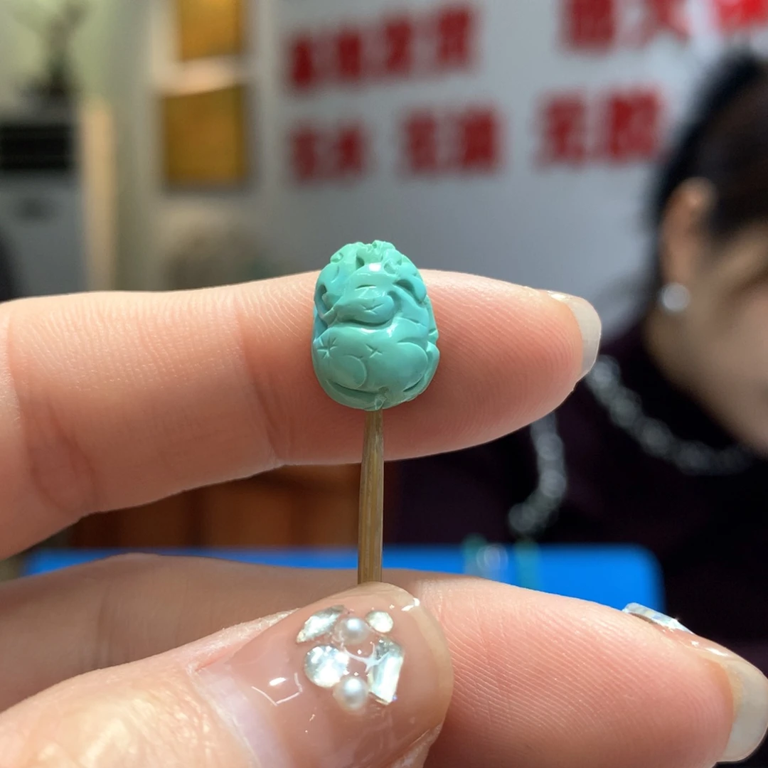 绿松石配饰未镶嵌