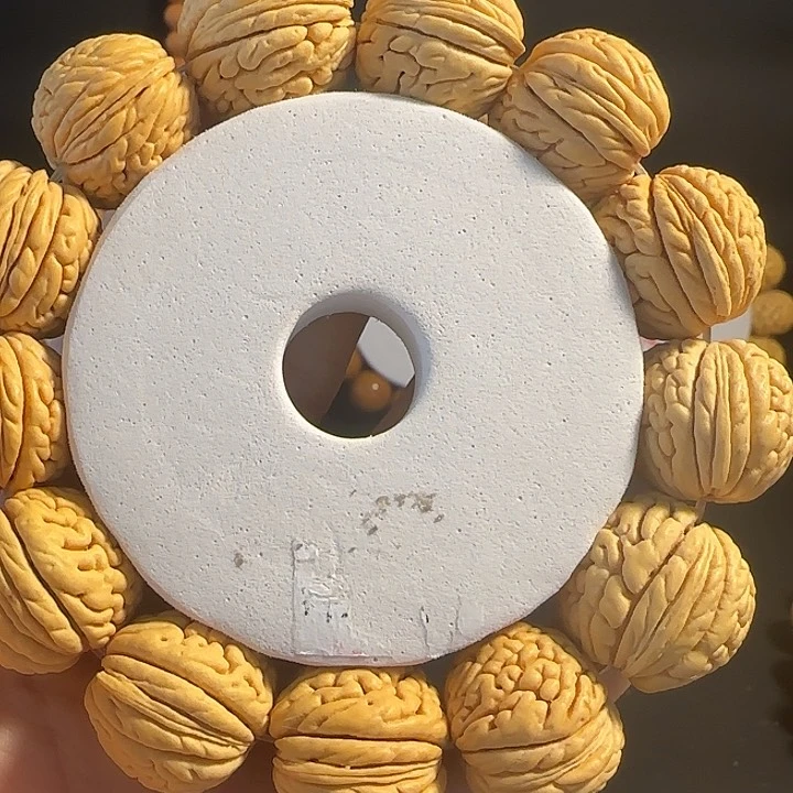 桃核吊坠龙鳞王手串