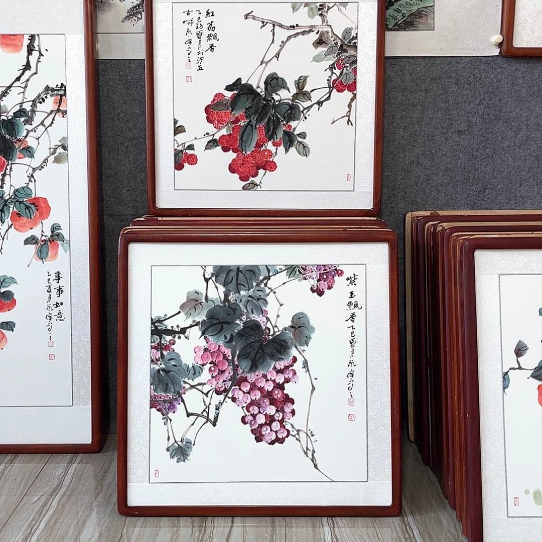国画书画作品带框63×63厘米