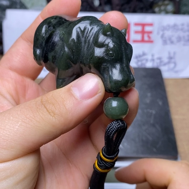和田玉把件未镶嵌