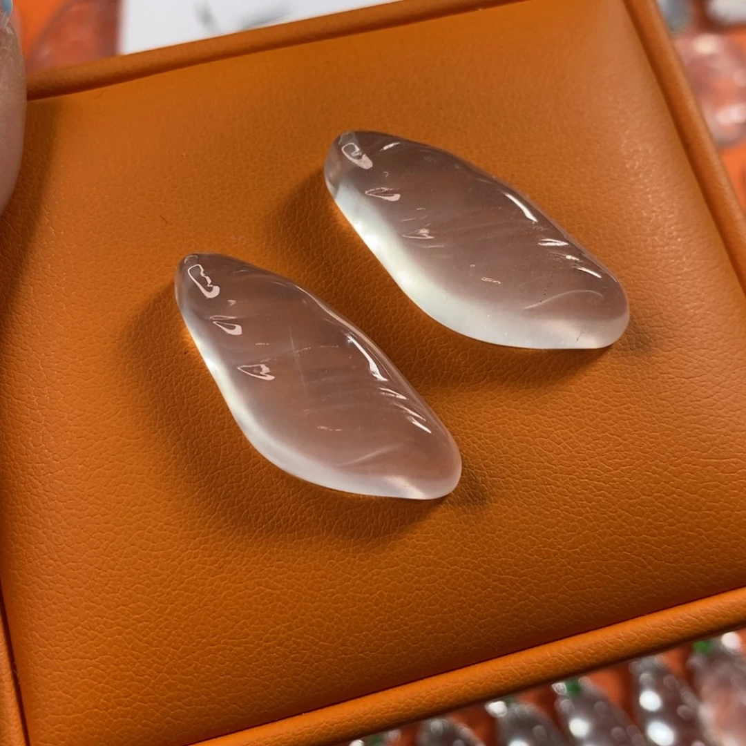 石英质玉随行小面包未镶嵌随机发一件