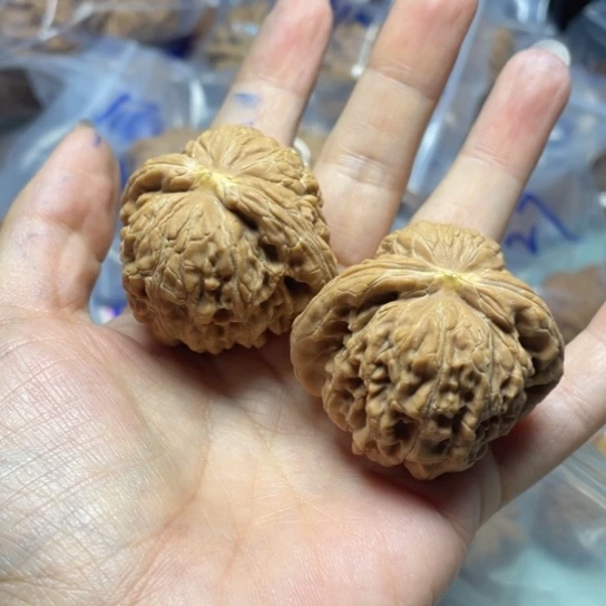 二***哥吊坠文玩核桃龙龙40