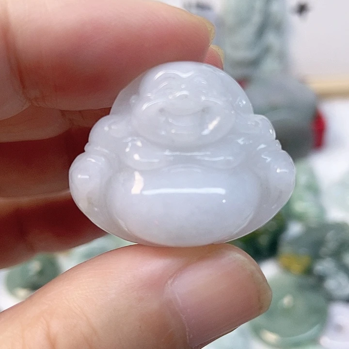 翡翠未镶嵌颈饰佛公