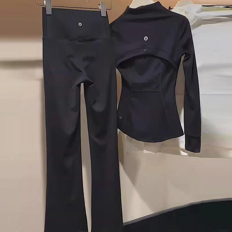 辣妹穿搭休闲运动套装女2025秋修身收腰显瘦长袖上衣喇叭裤两件套