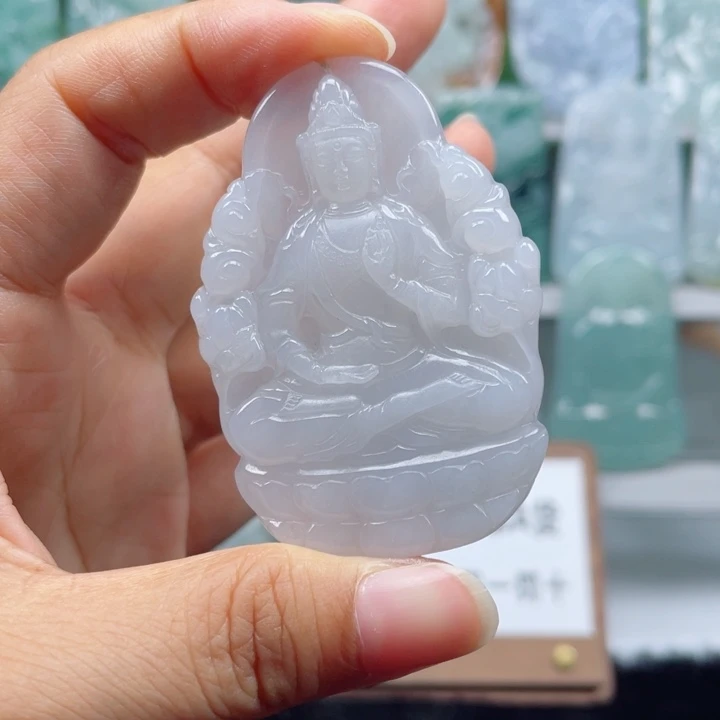 颈饰未镶嵌翡翠观音