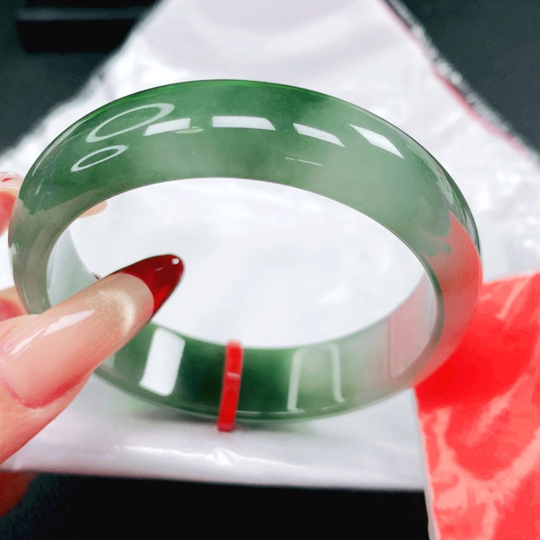 翡翠未镶嵌手镯56.57