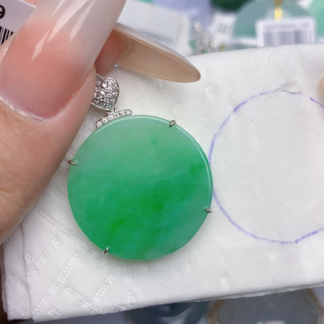 翡翠18K金镶嵌颈饰天然缅甸翡翠a货百元以上9元证书费自理