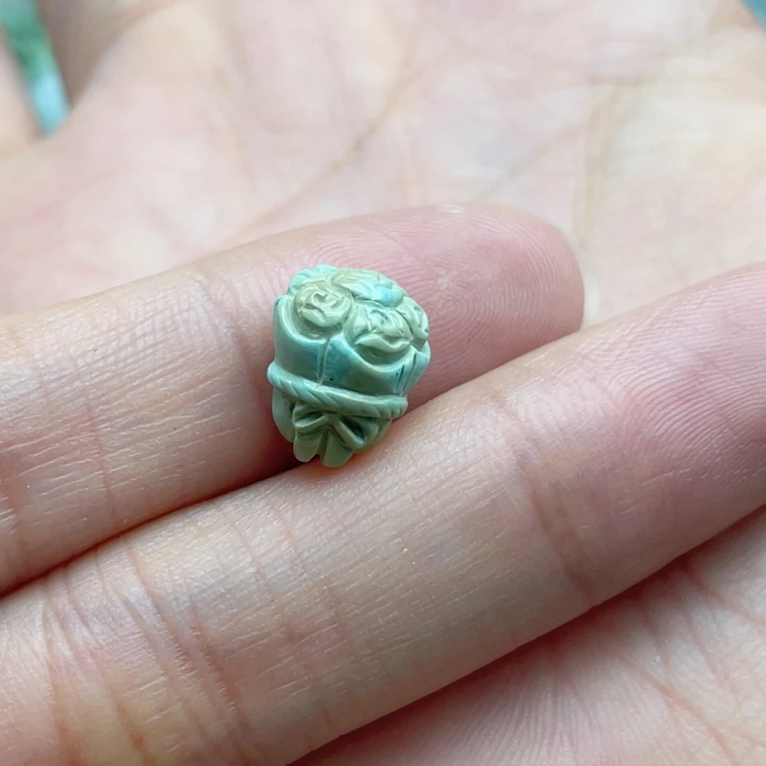 未镶嵌南红玛瑙珠宝奇石