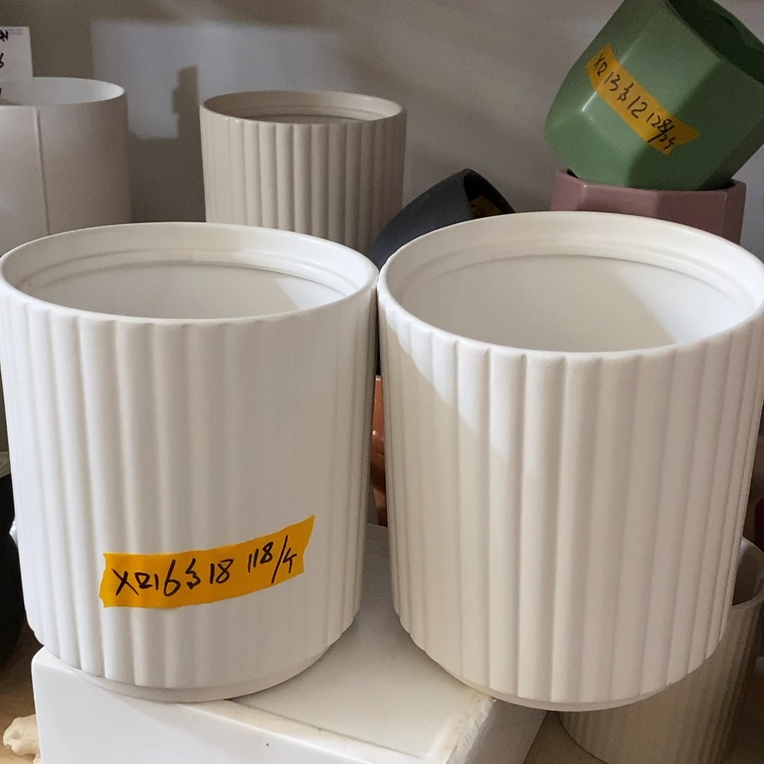 摆件陶盆有孔 瑕疵介意勿拍