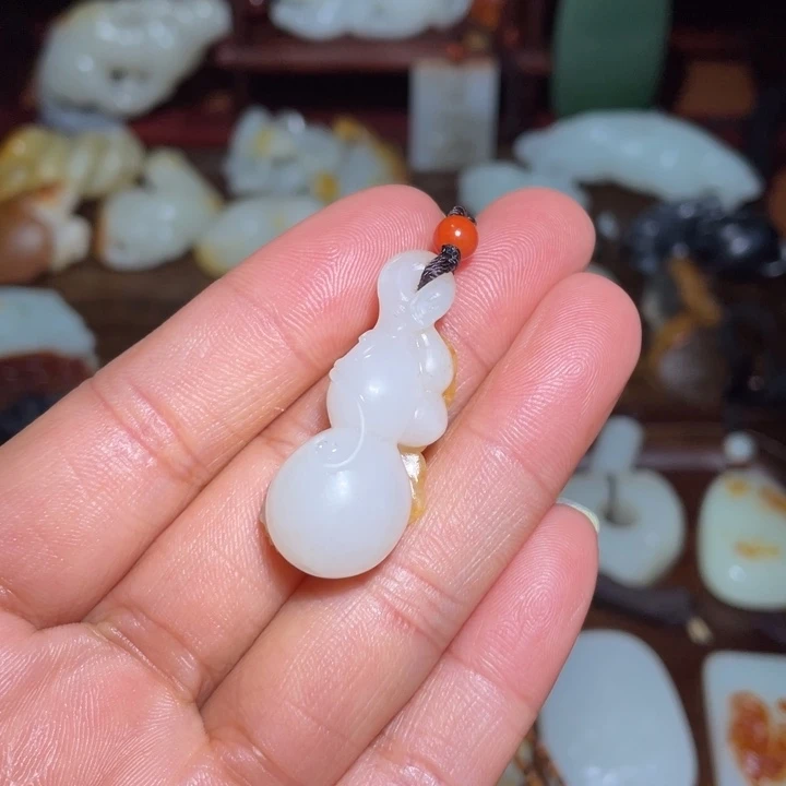 和田玉颈饰未镶嵌B****R