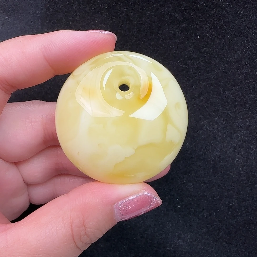 蜜蜡未镶嵌珠宝奇石