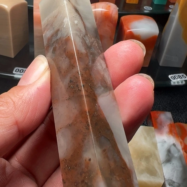 老挝石我们的确是